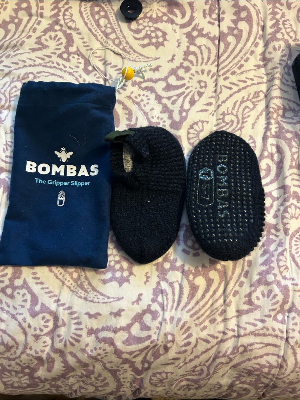 Bombas Navy Knit Gripper Slippers with Logo Pouch